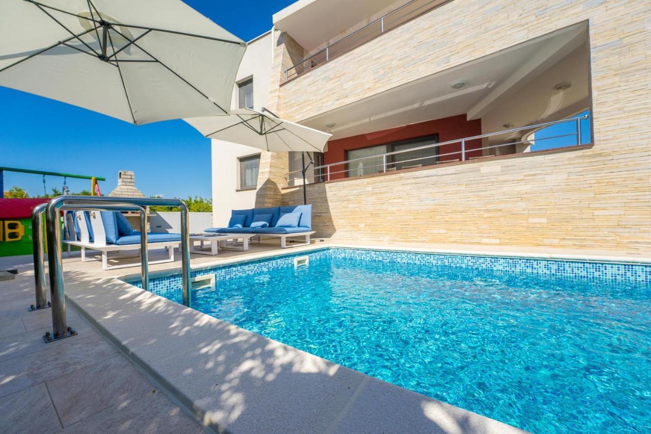 Vila Zatona Sunset With Heated Swimming Pool Затон Екстериор снимка