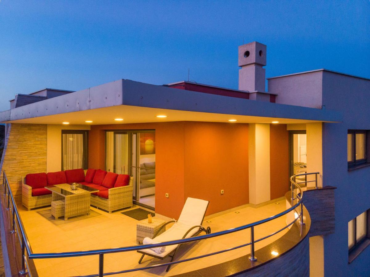 Vila Zatona Sunset With Heated Swimming Pool Затон Екстериор снимка