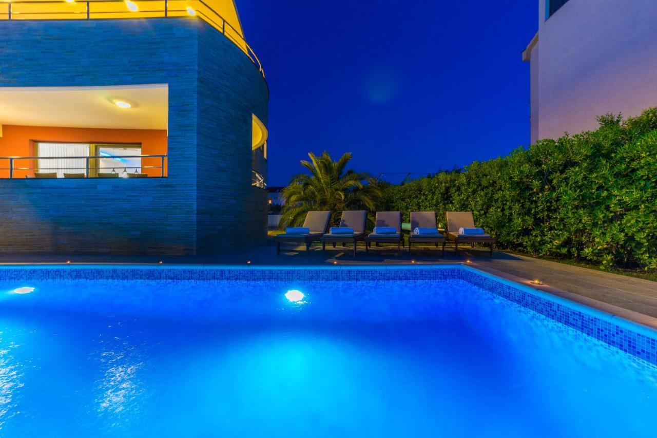 Vila Zatona Sunset With Heated Swimming Pool Затон Екстериор снимка